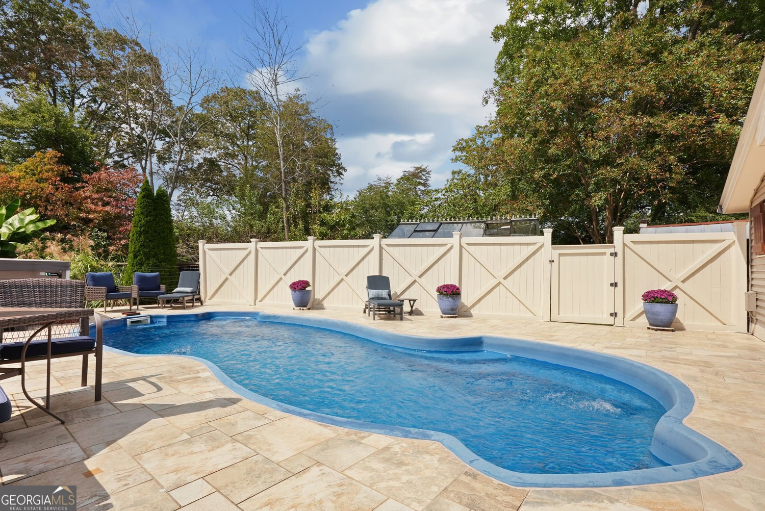 745 Washington Street Clarkesville - 22