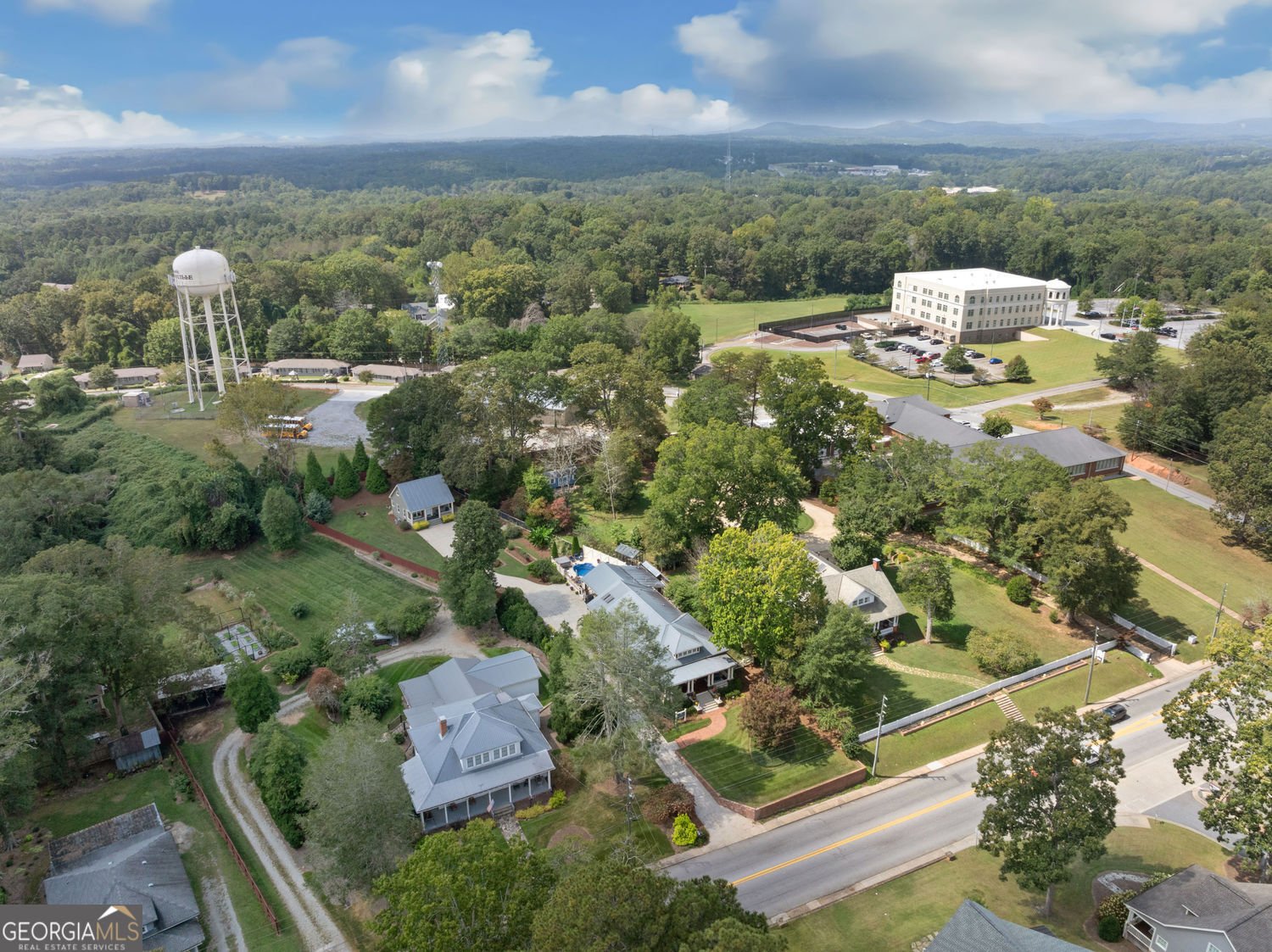 745 Washington Street Clarkesville - 25