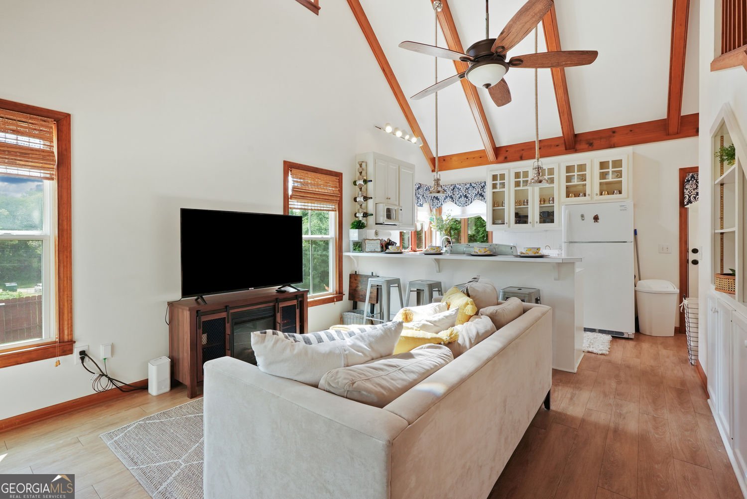 745 Washington Street Clarkesville - 44
