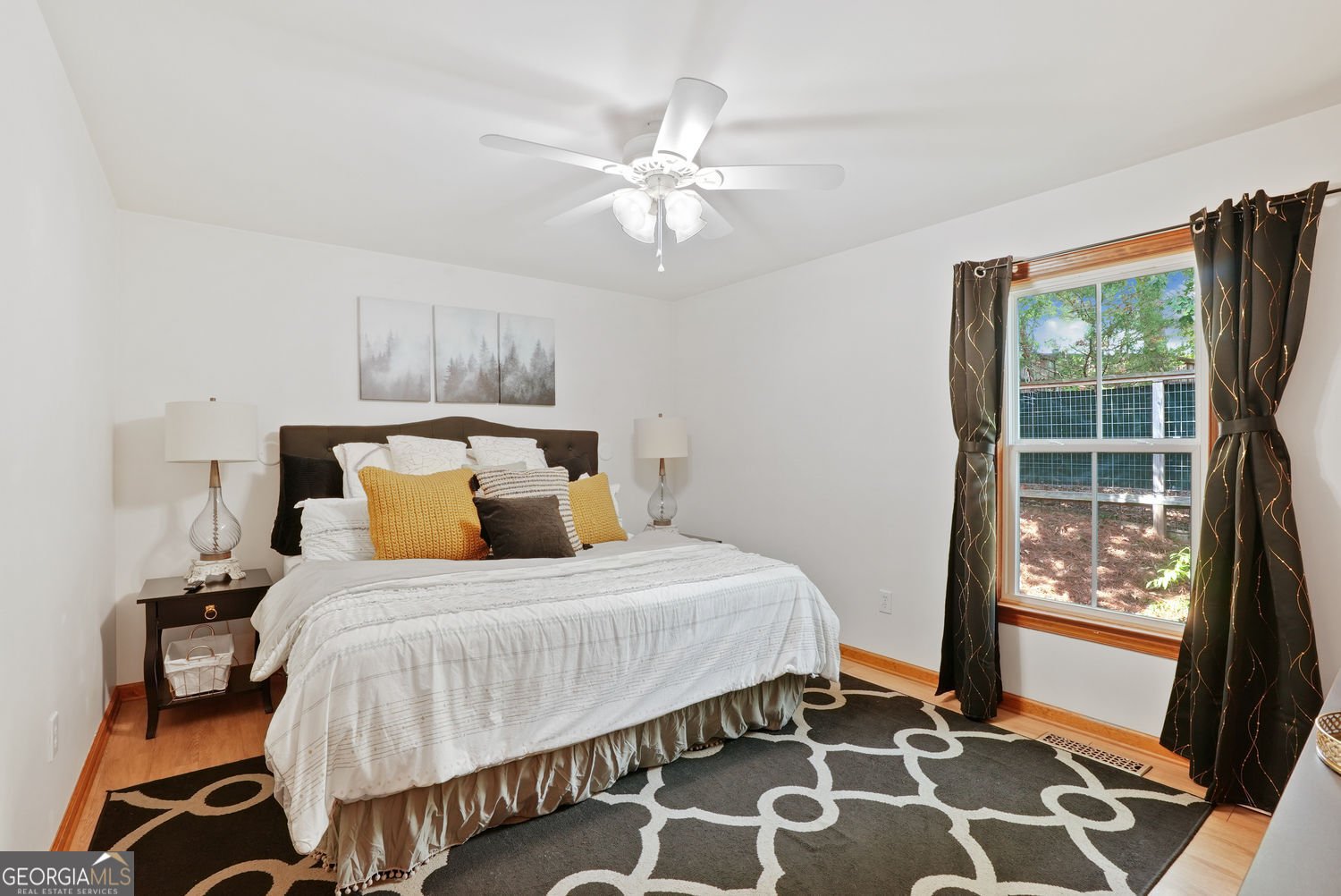 745 Washington Street Clarkesville - 48