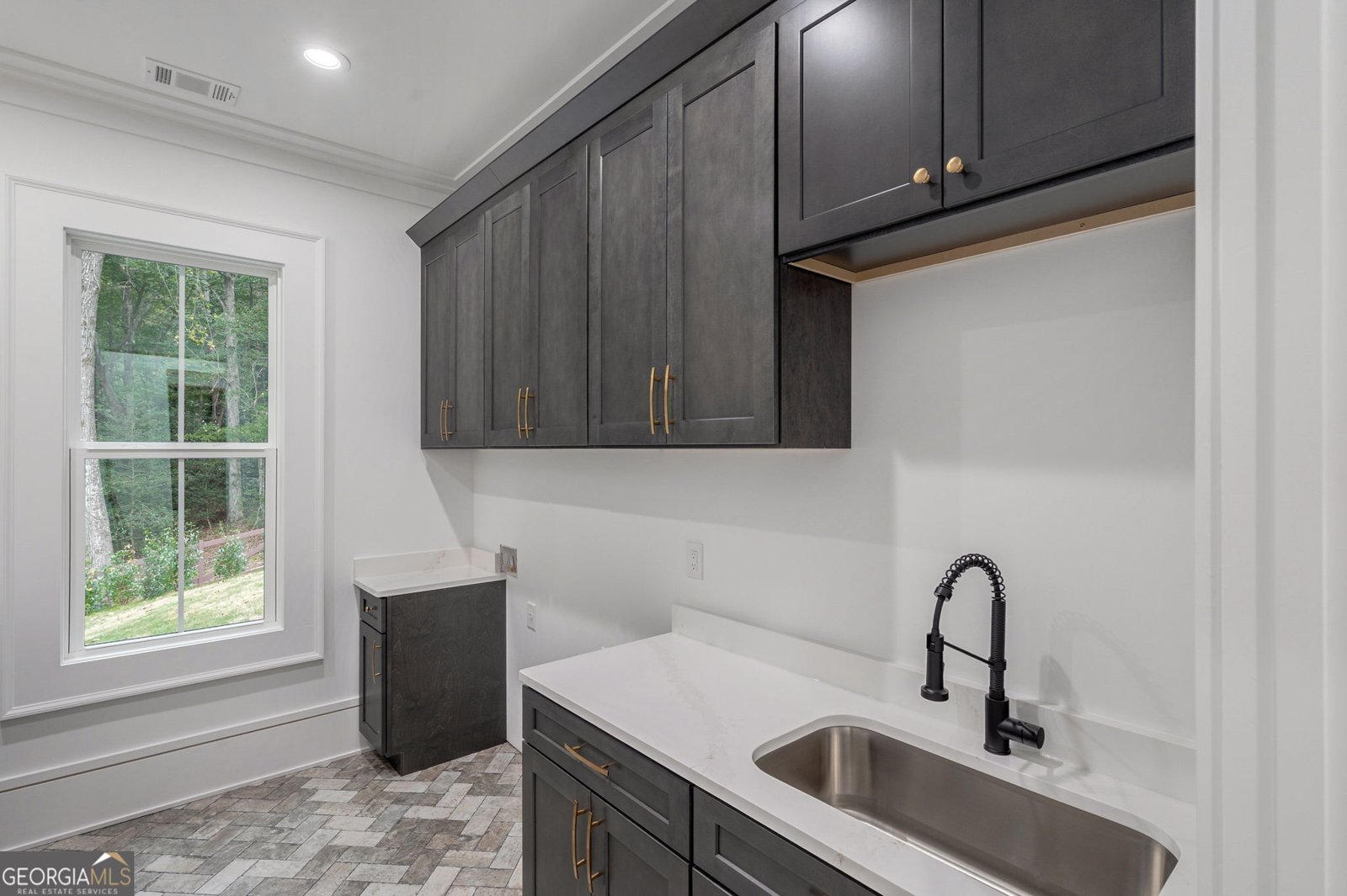 4459 Grady Smith Road Loganville - 43