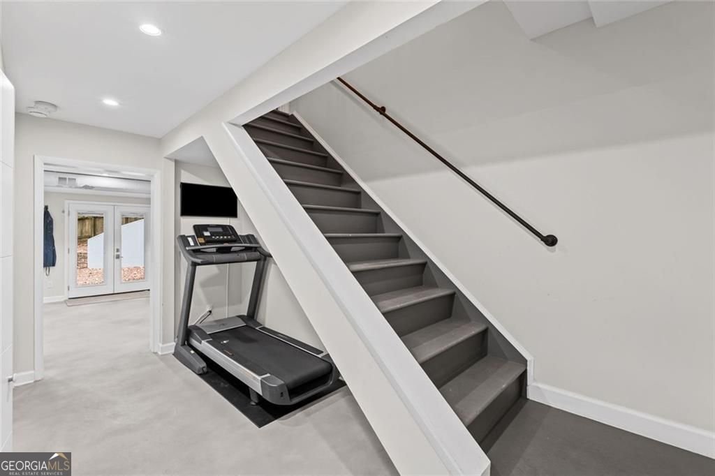 475 Laurian View Court Roswell - 4