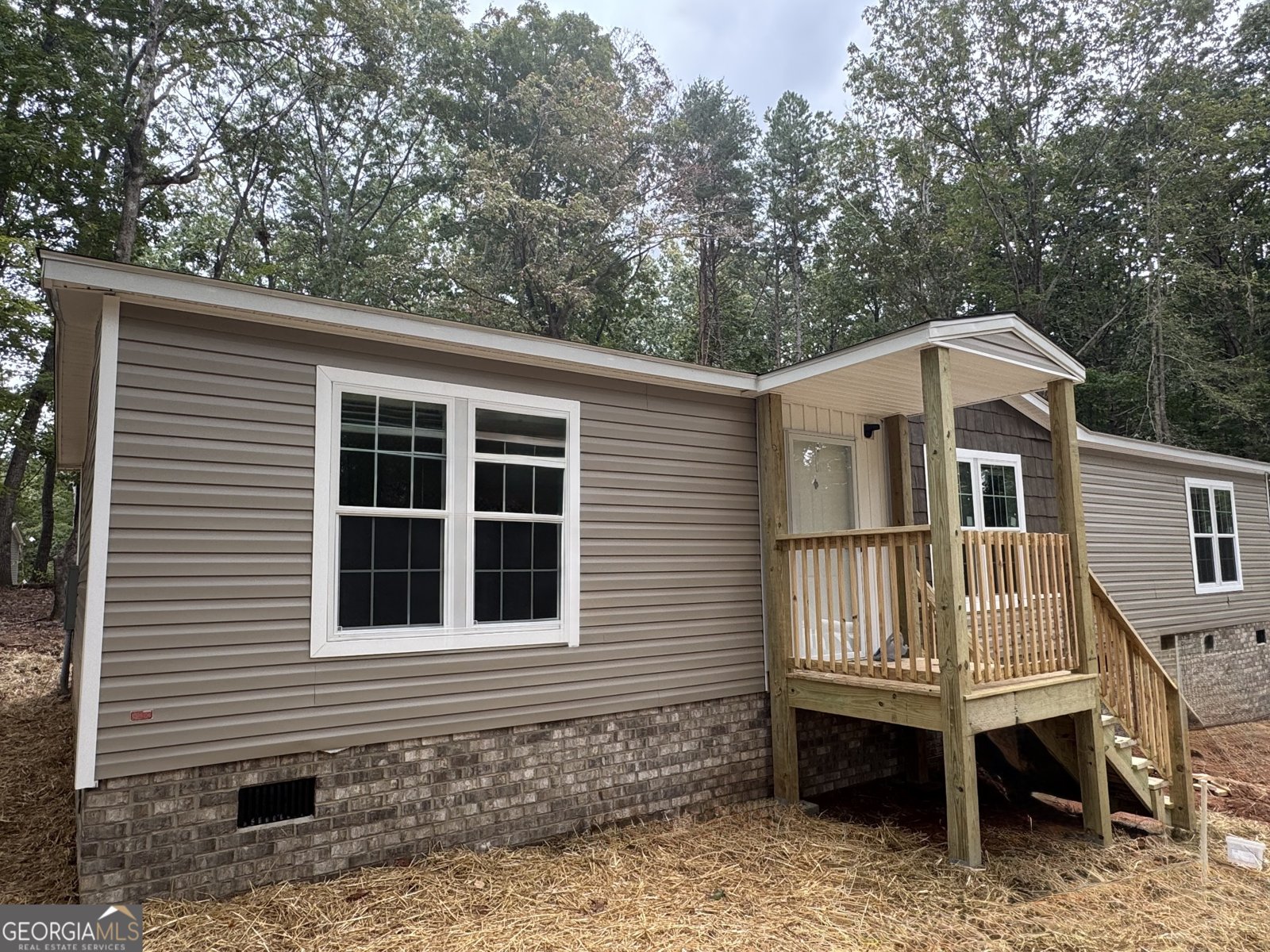 256 Dogwood Lane Cleveland - 1
