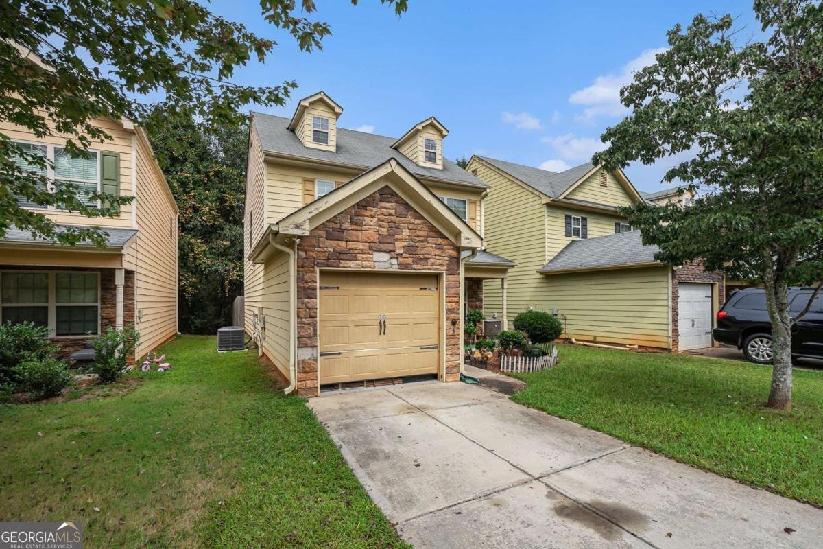 1045 Wedgewood Court Conyers - 2
