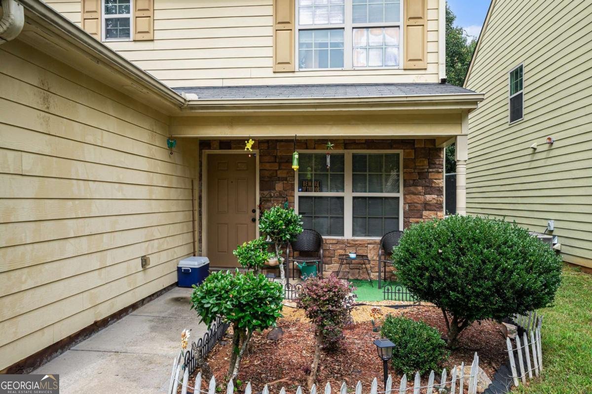 1045 Wedgewood Court Conyers - 3