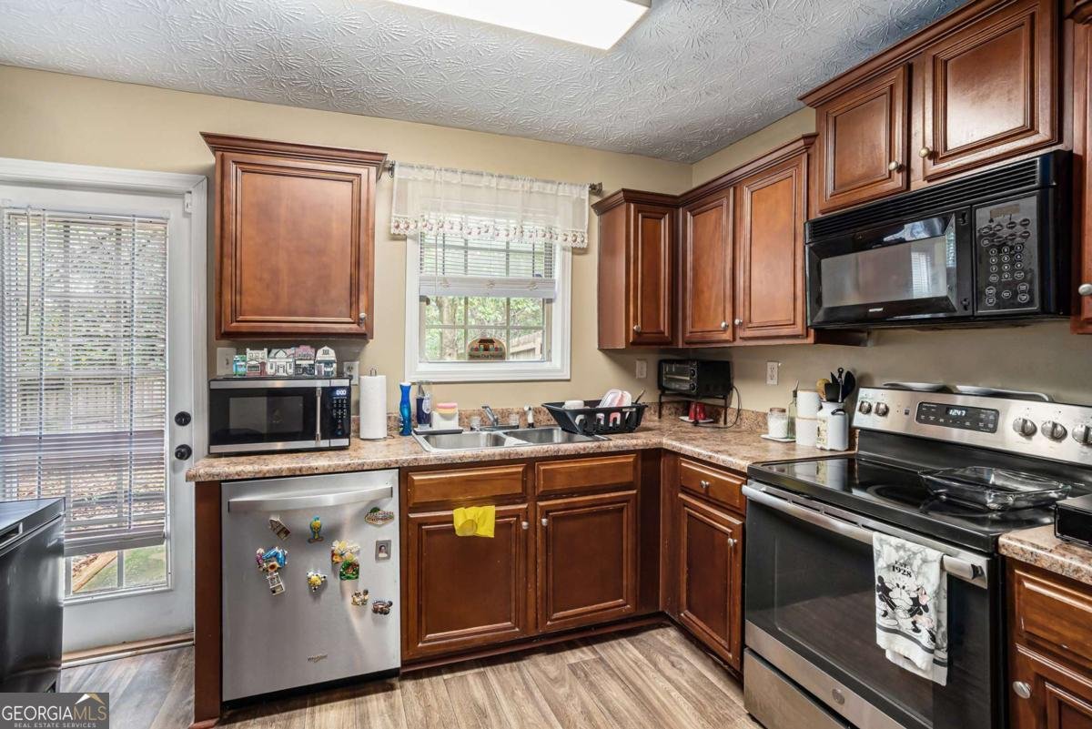 1045 Wedgewood Court Conyers - 8