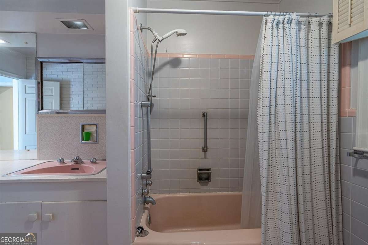 515 Hampton Court Athens - 19