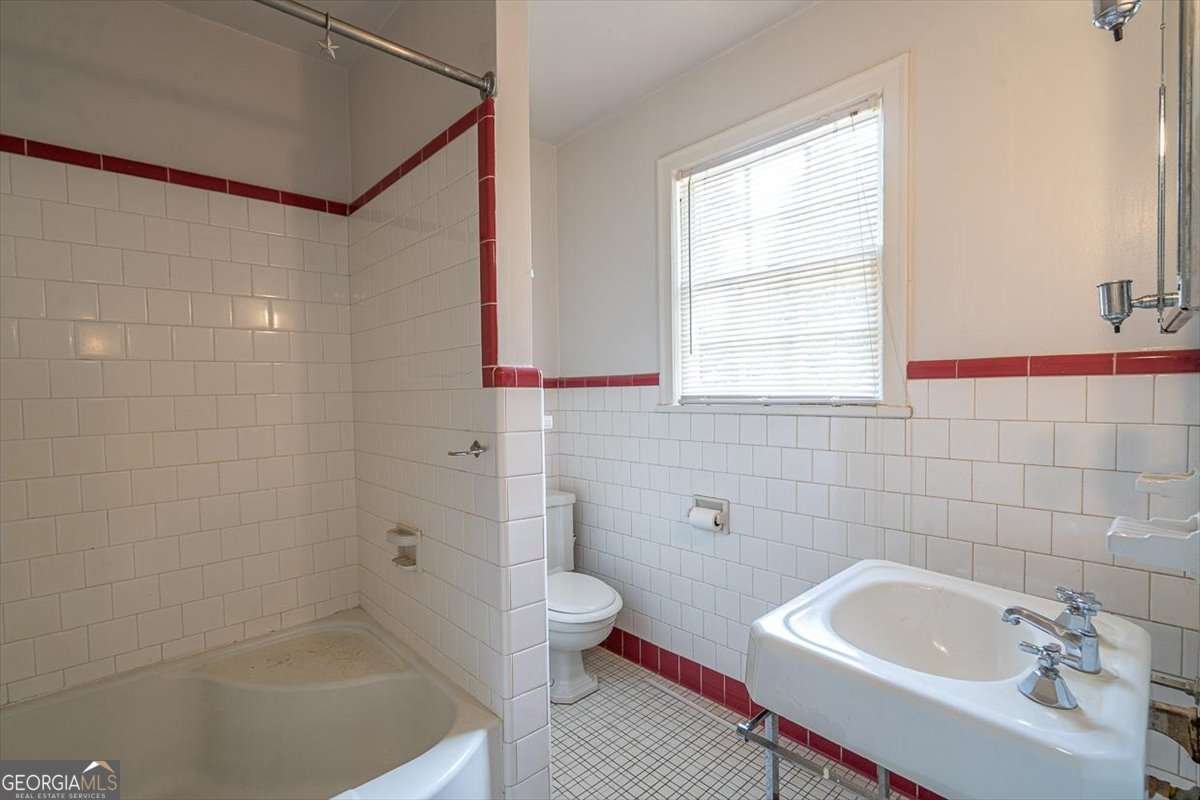 515 Hampton Court Athens - 26