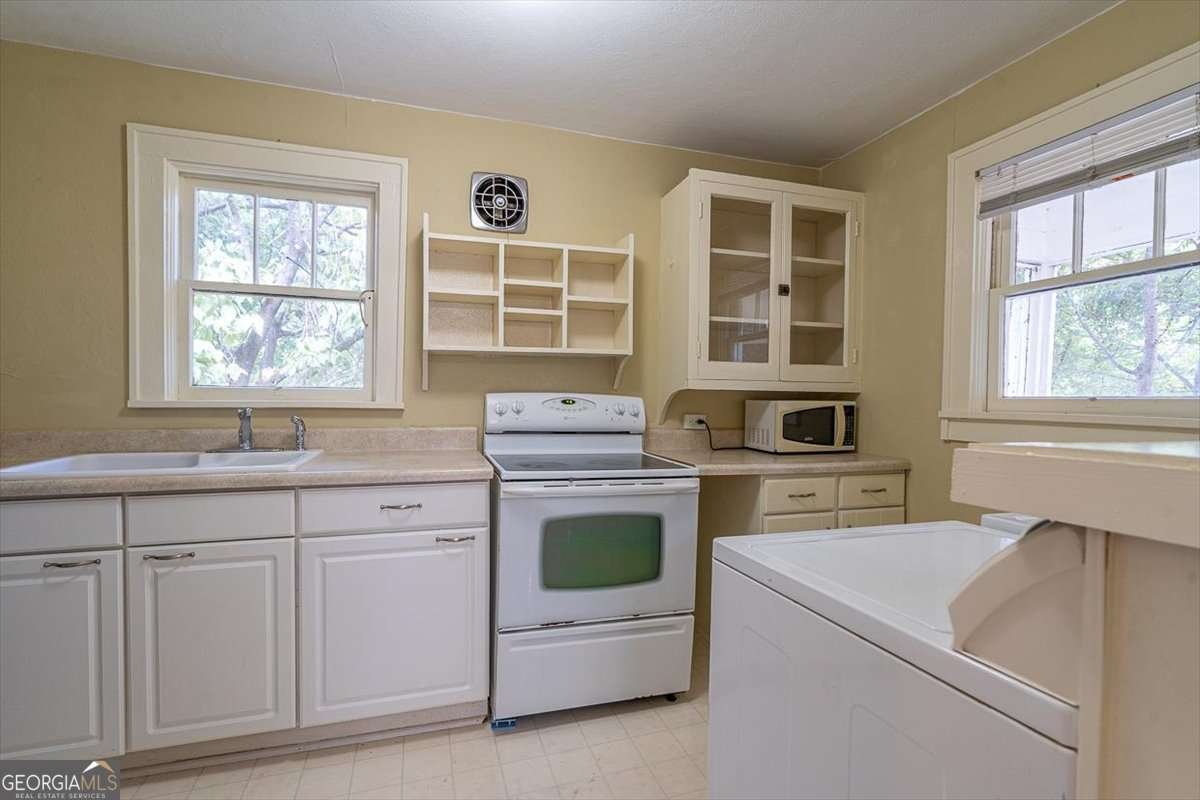 515 Hampton Court Athens - 27
