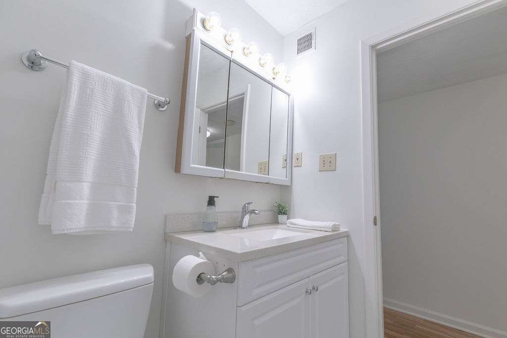 907 Tuxworth Circle Decatur - 8