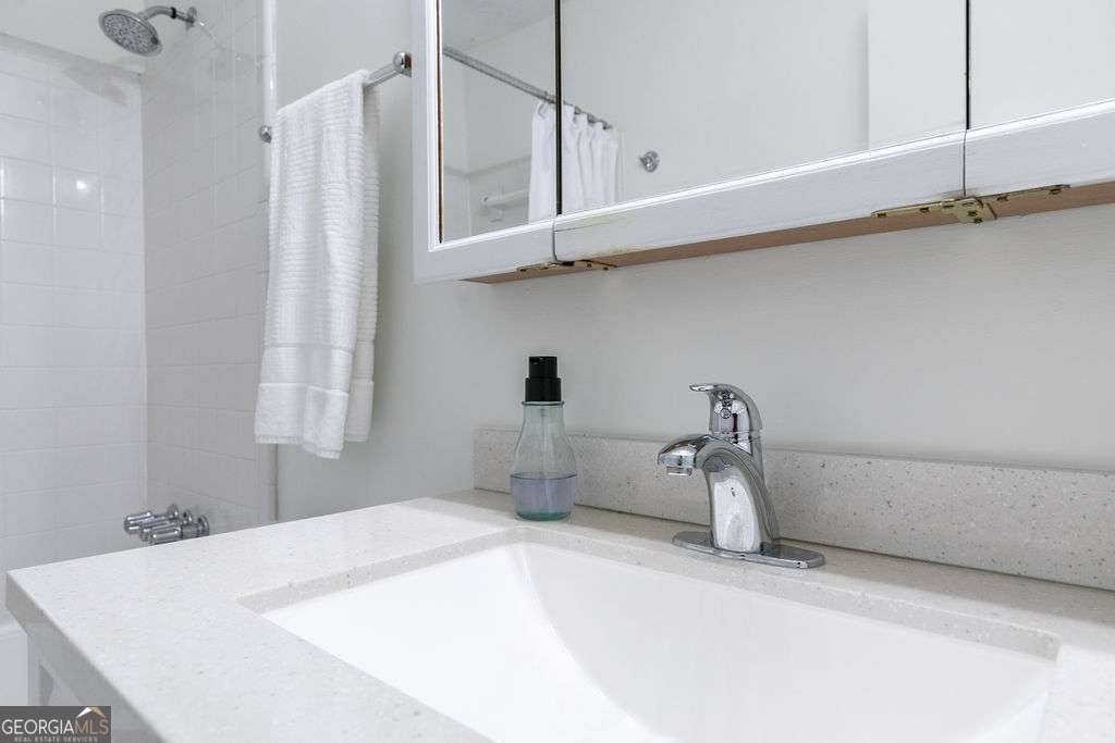 907 Tuxworth Circle Decatur - 9