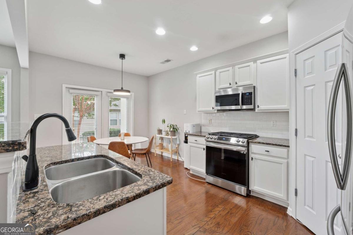4900 Berkeley Glen Drive Peachtree Corners - 14