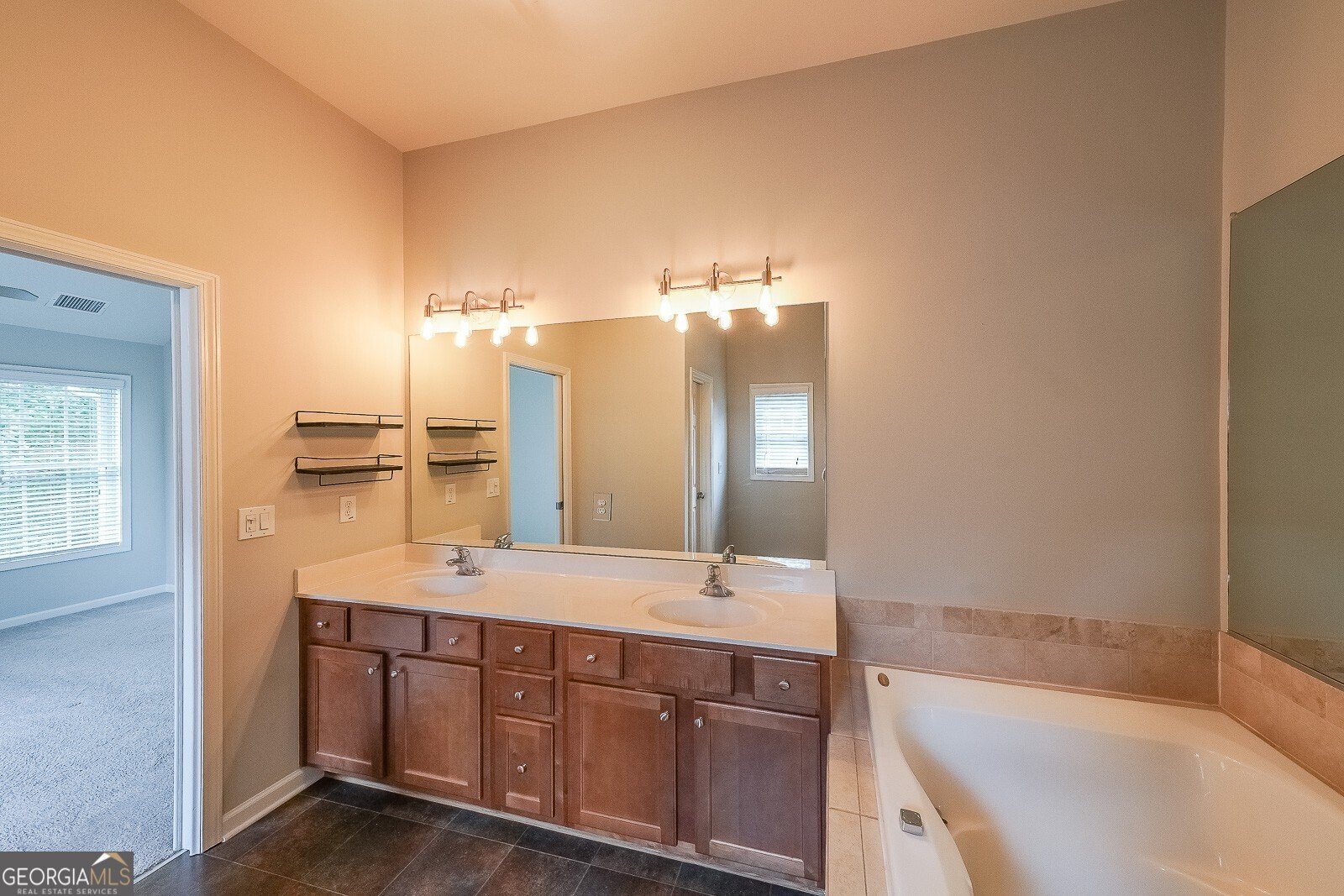 3412 Waters Edge Trail Roswell - 23
