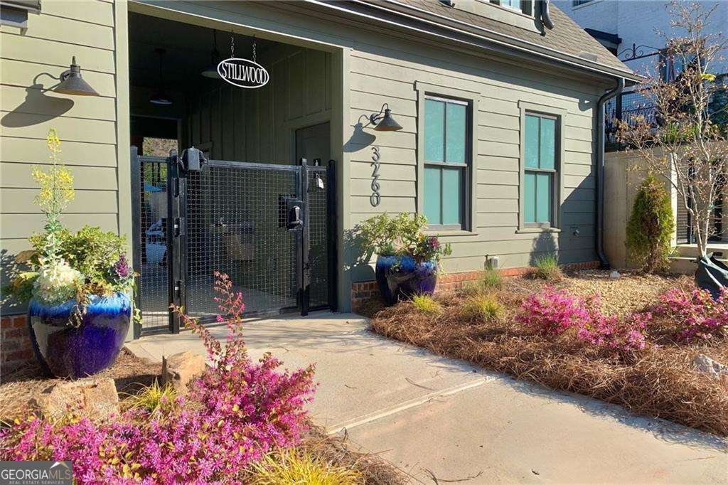 3319 Stillwood Lane Hapeville - 27