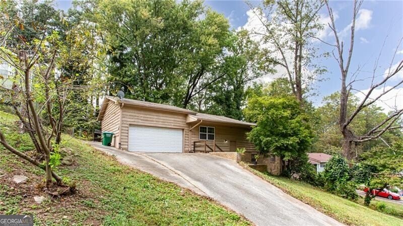 1561 Danbury Drive Norcross - 27