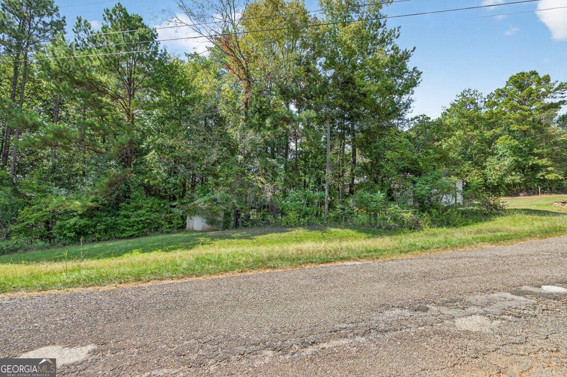145 & 143 Edgewater Drive Eatonton - 38