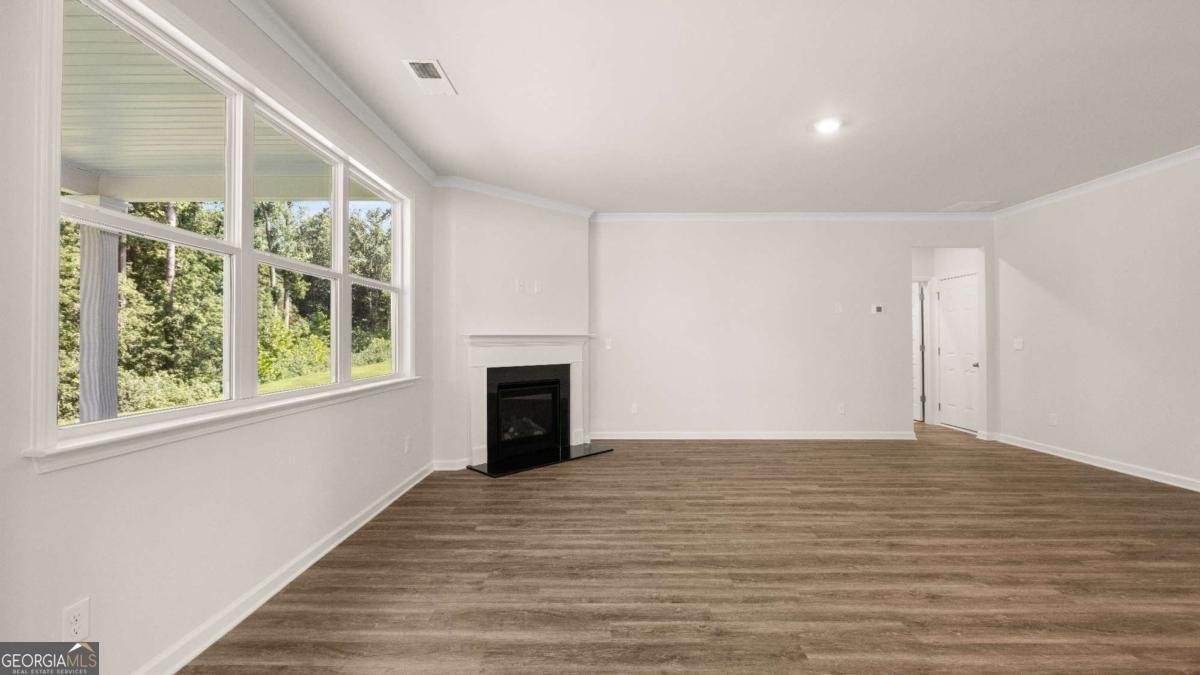 260 Sandy Oak Drive Loganville - 29