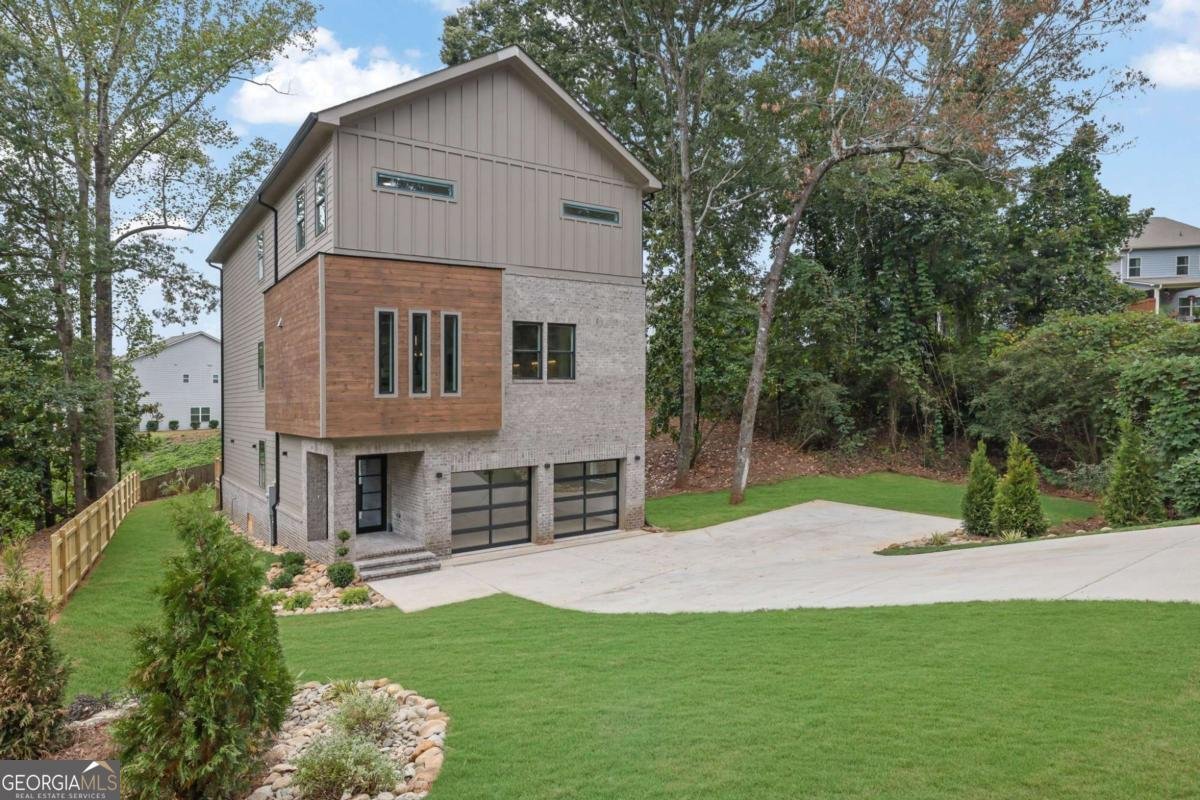 120 Gwinnett Street Buford - 1