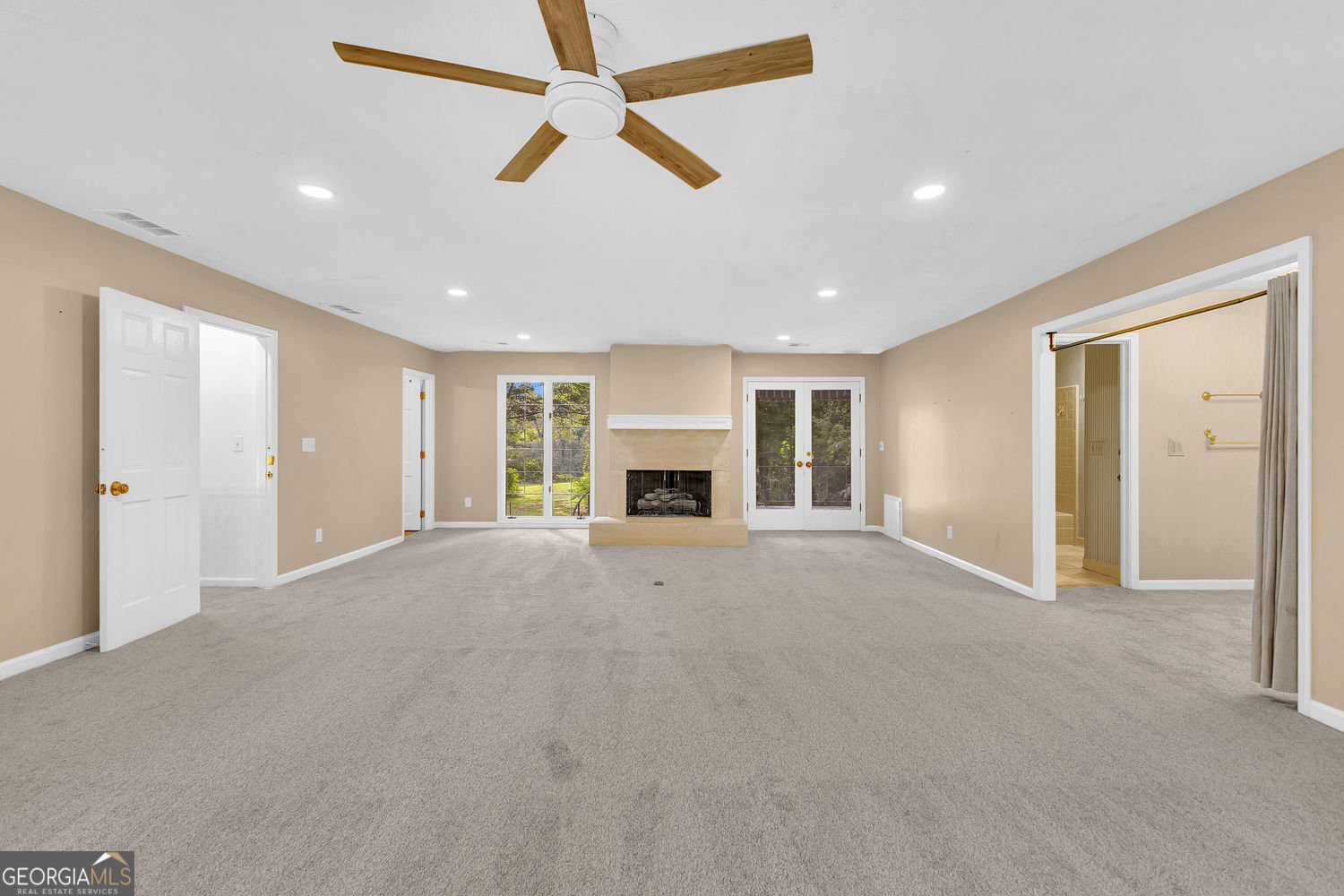 192 Maple Wood Drive Lawrenceville - 23