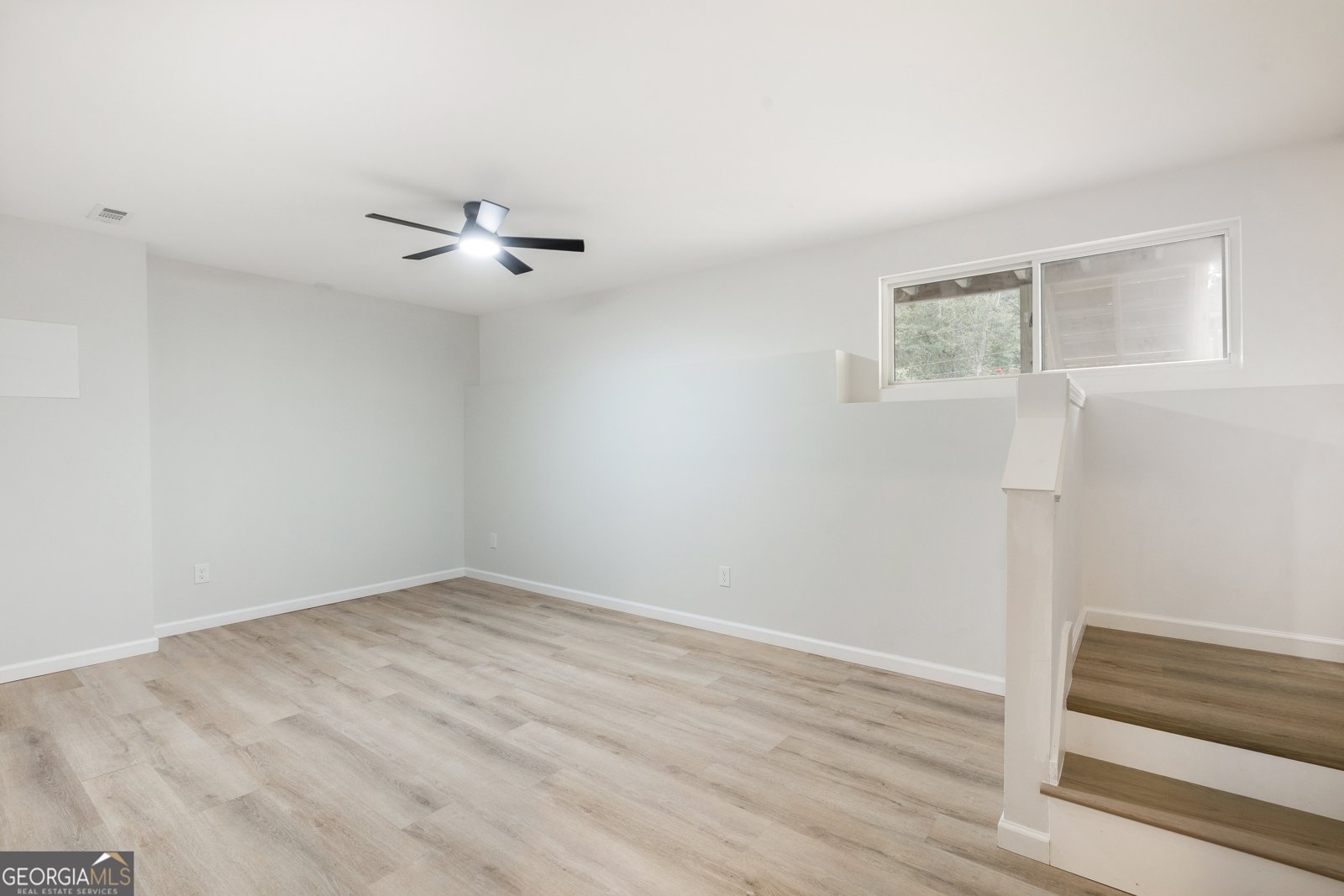 330 Indian Hills Drive Dallas - 25