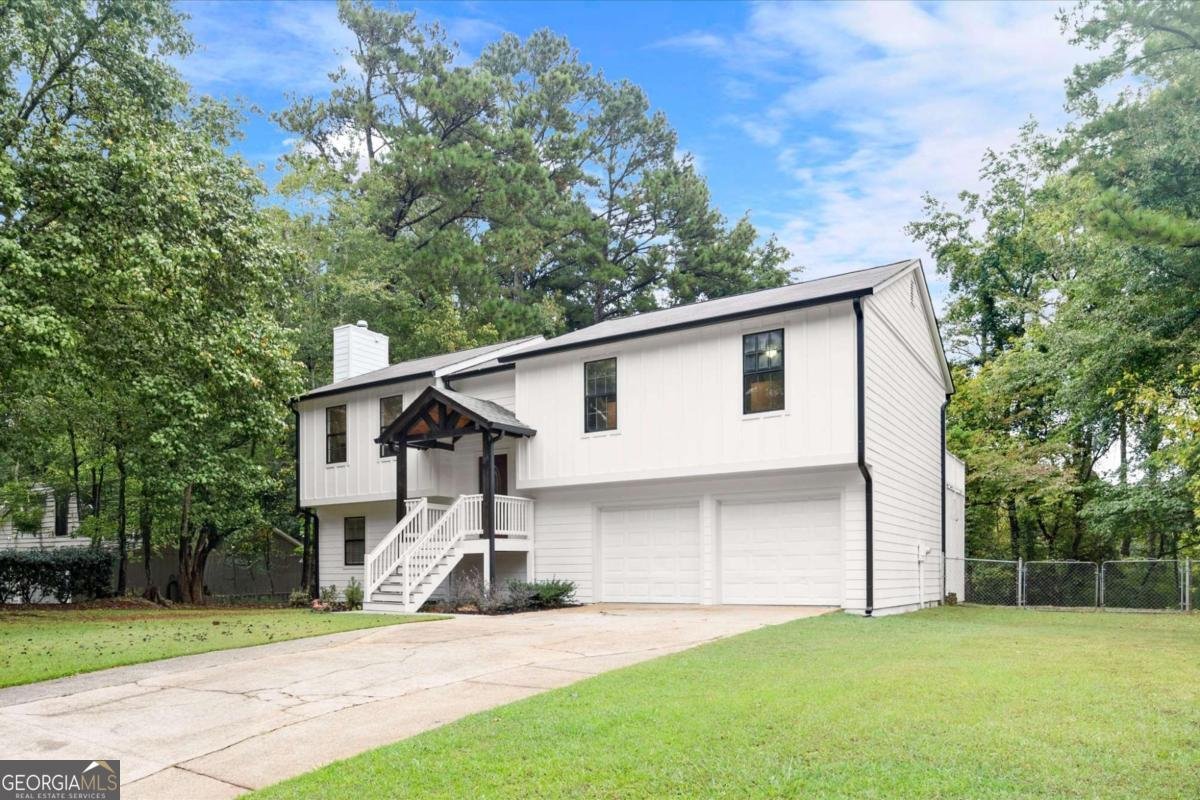 485 Sheringham Court Roswell - 1