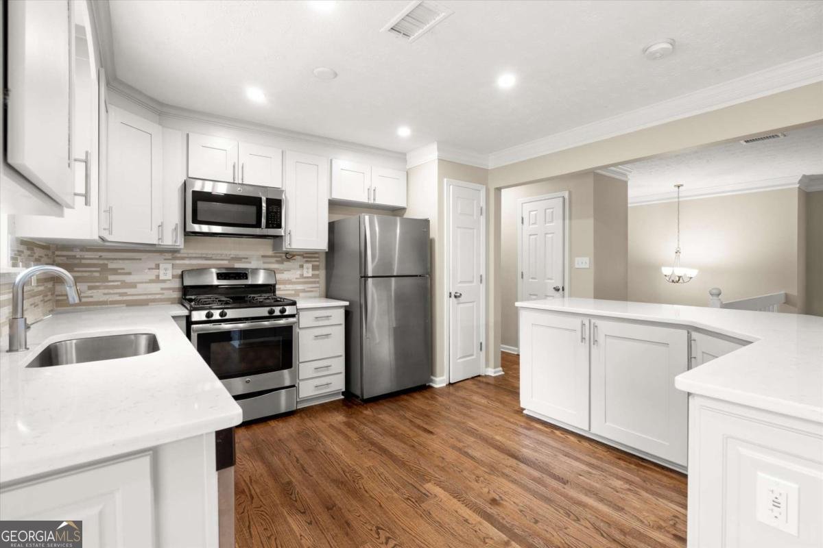 485 Sheringham Court Roswell - 6