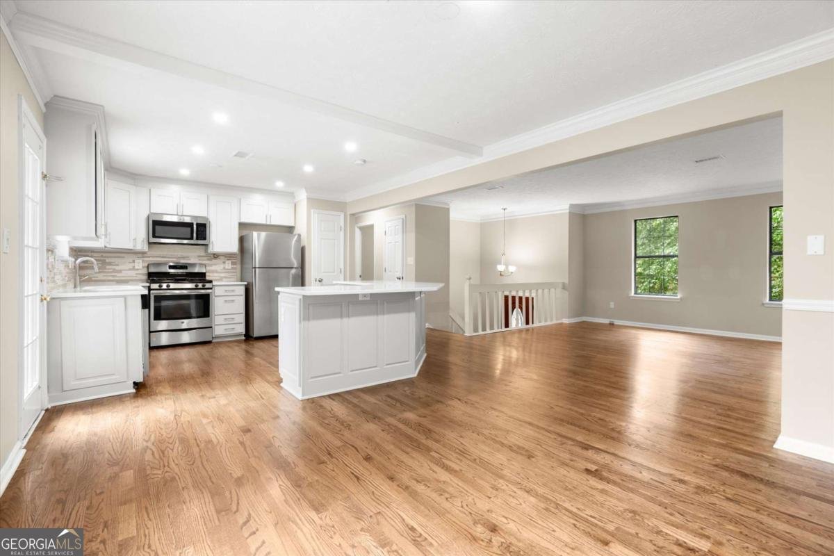 485 Sheringham Court Roswell - 8