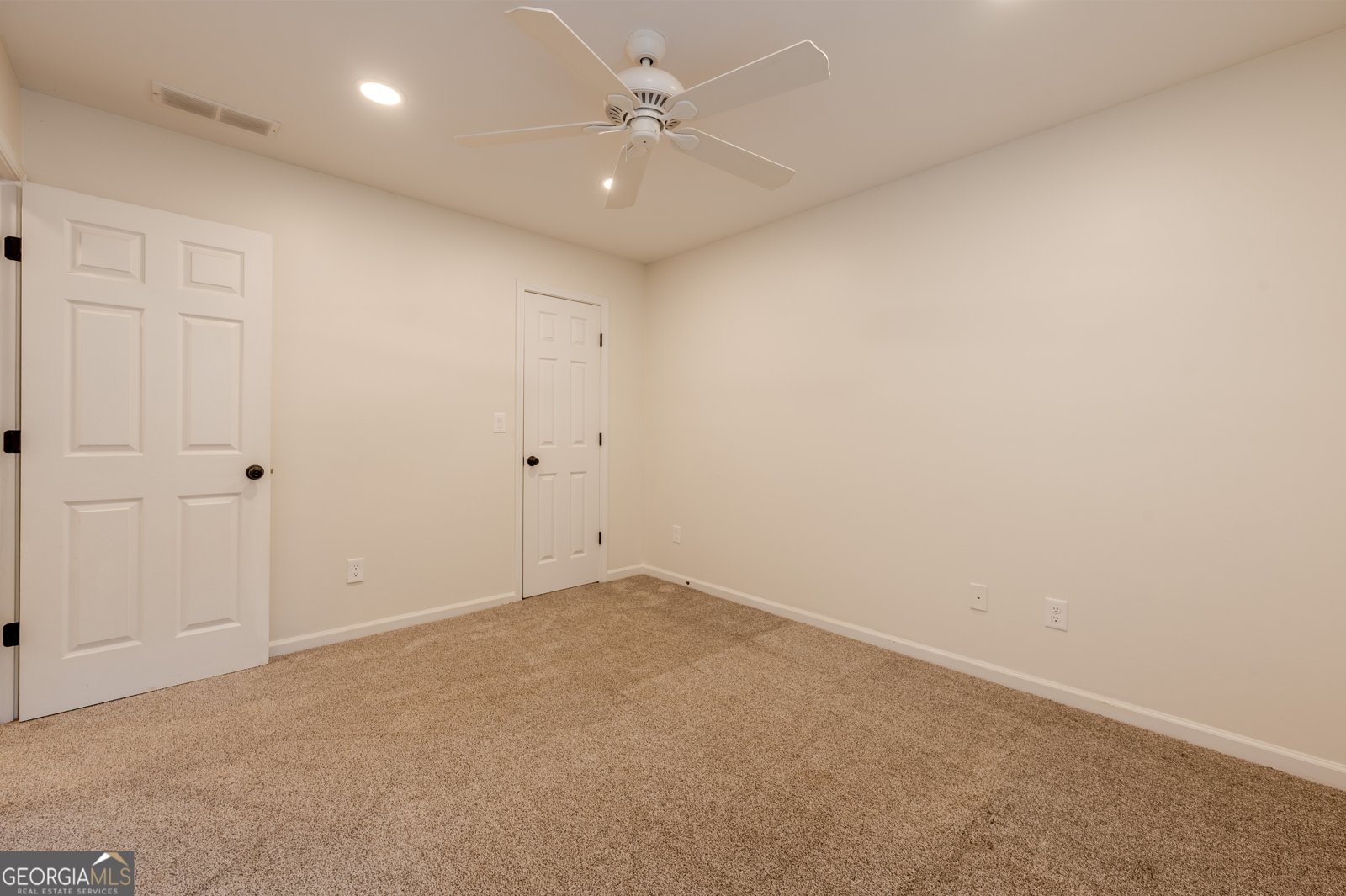240 ASHLAND Drive Woodstock - 13