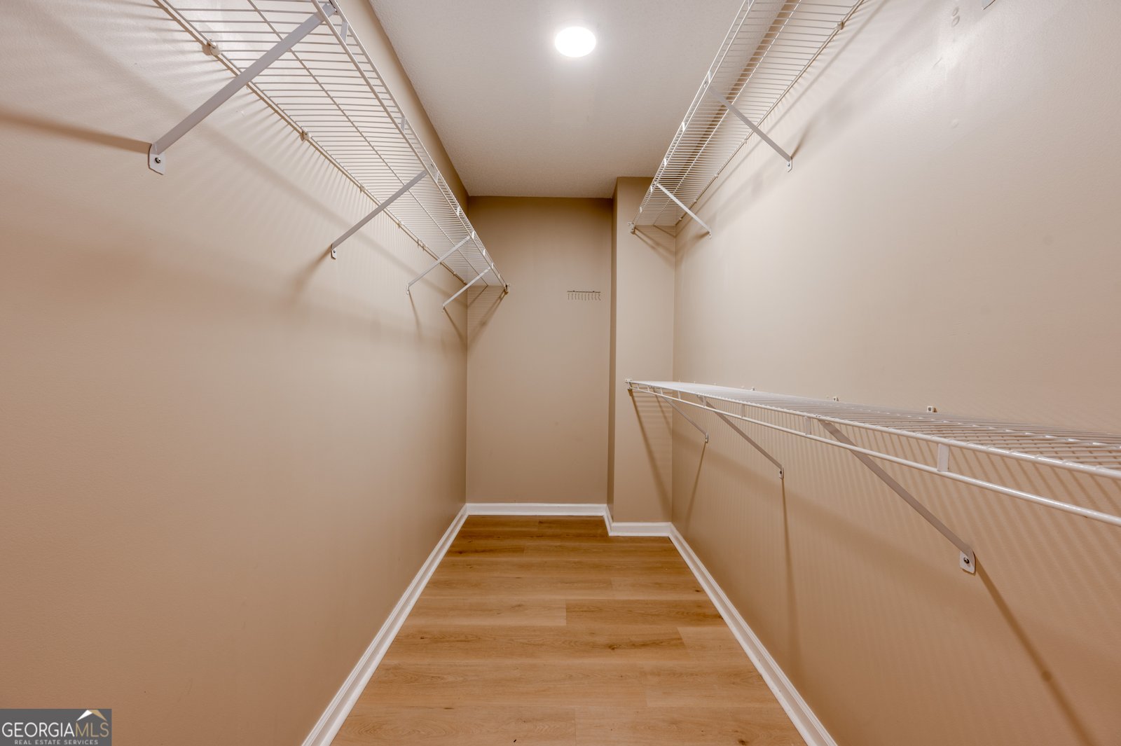 240 ASHLAND Drive Woodstock - 17