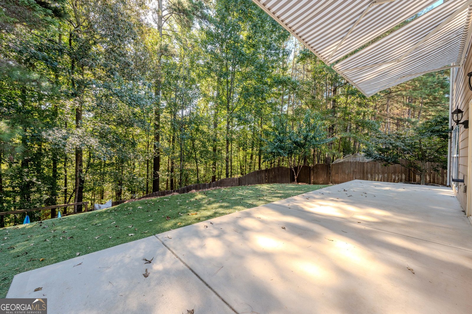 240 ASHLAND Drive Woodstock - 21