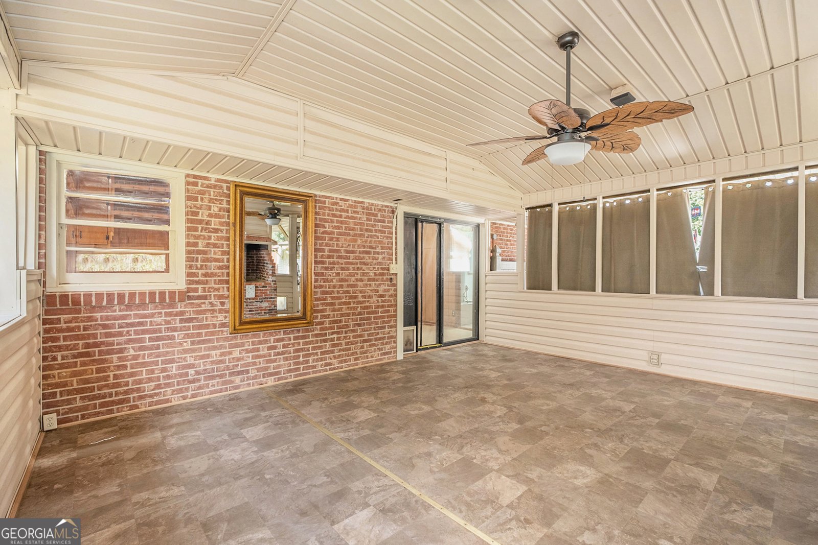 525 Virginia Lane Hull - 7