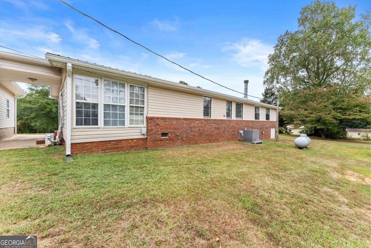 1689 Old State Road Pendergrass - 37