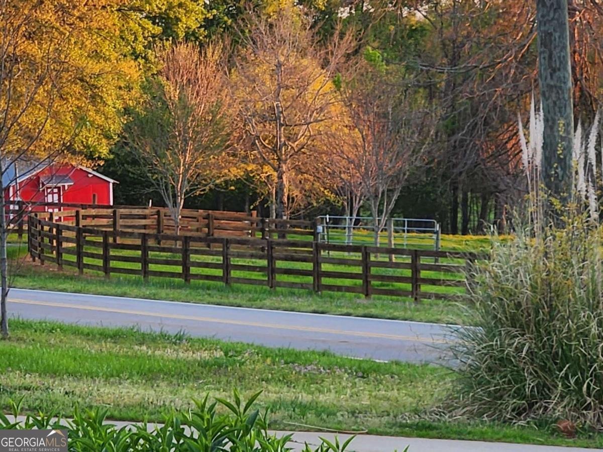 1689 Old State Road Pendergrass - 58