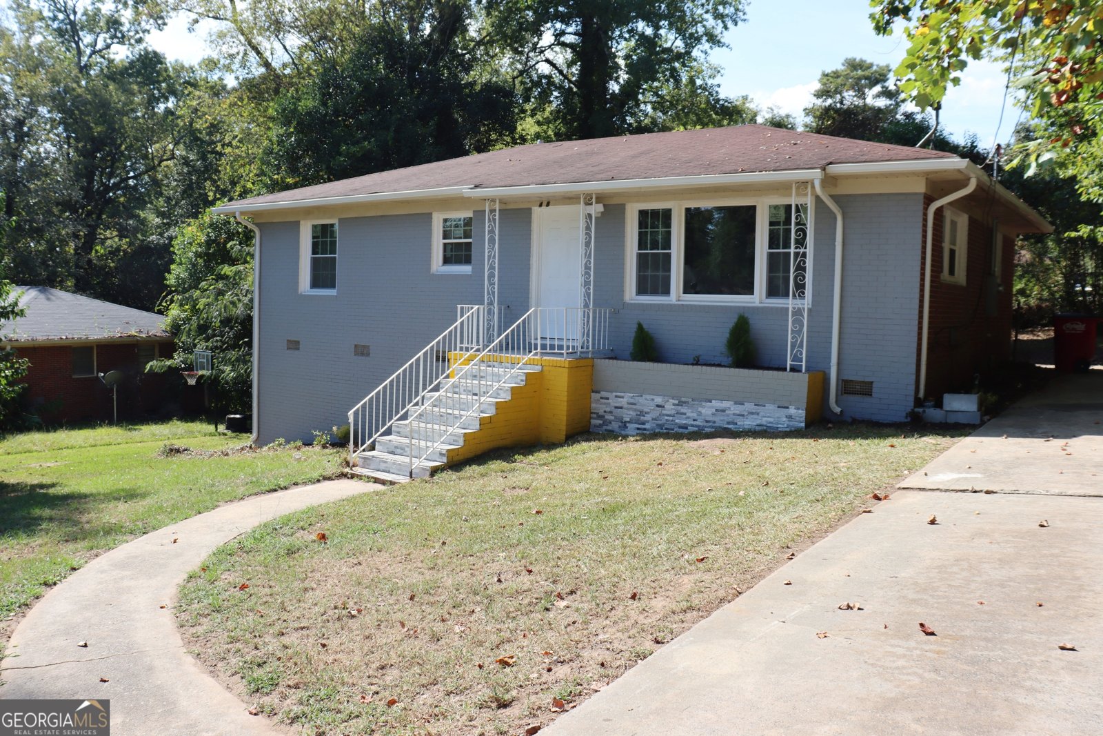 2458 Tredway Drive Macon - 1