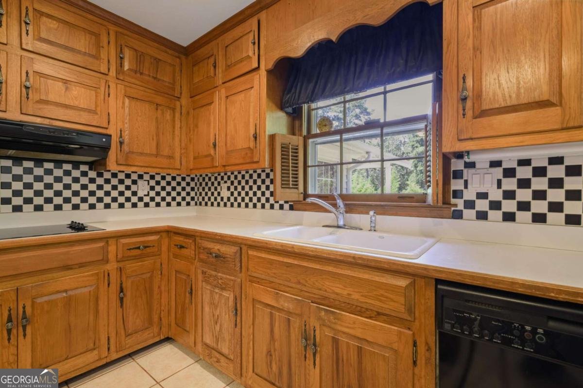 7570 Chaparral Drive Atlanta - 25