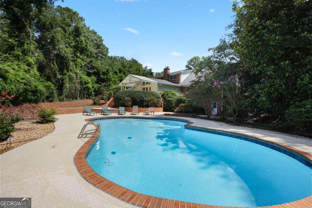 7570 Chaparral Drive Atlanta - 7