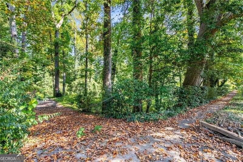 519 Durand Drive Atlanta - 2