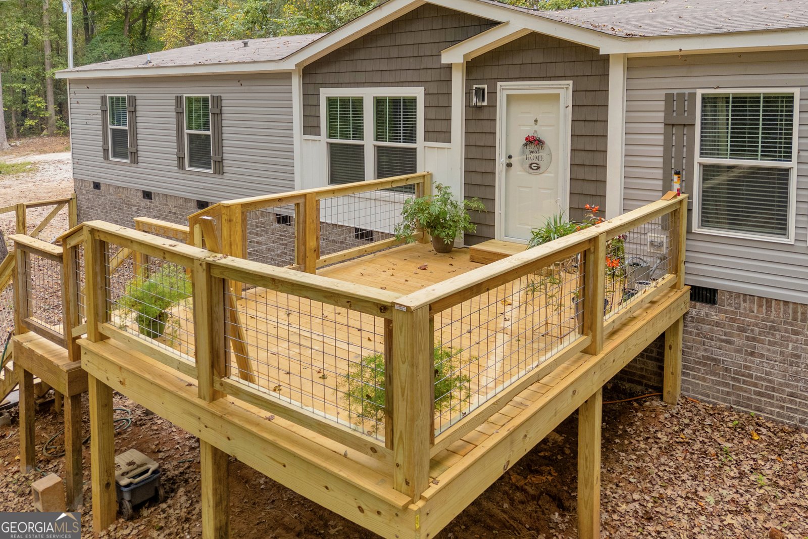 163 M T Trail Commerce - 1