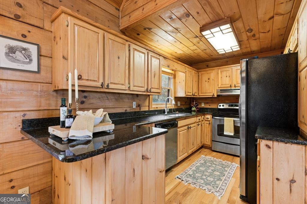 100 Wintermute Drive Mineral Bluff - 28