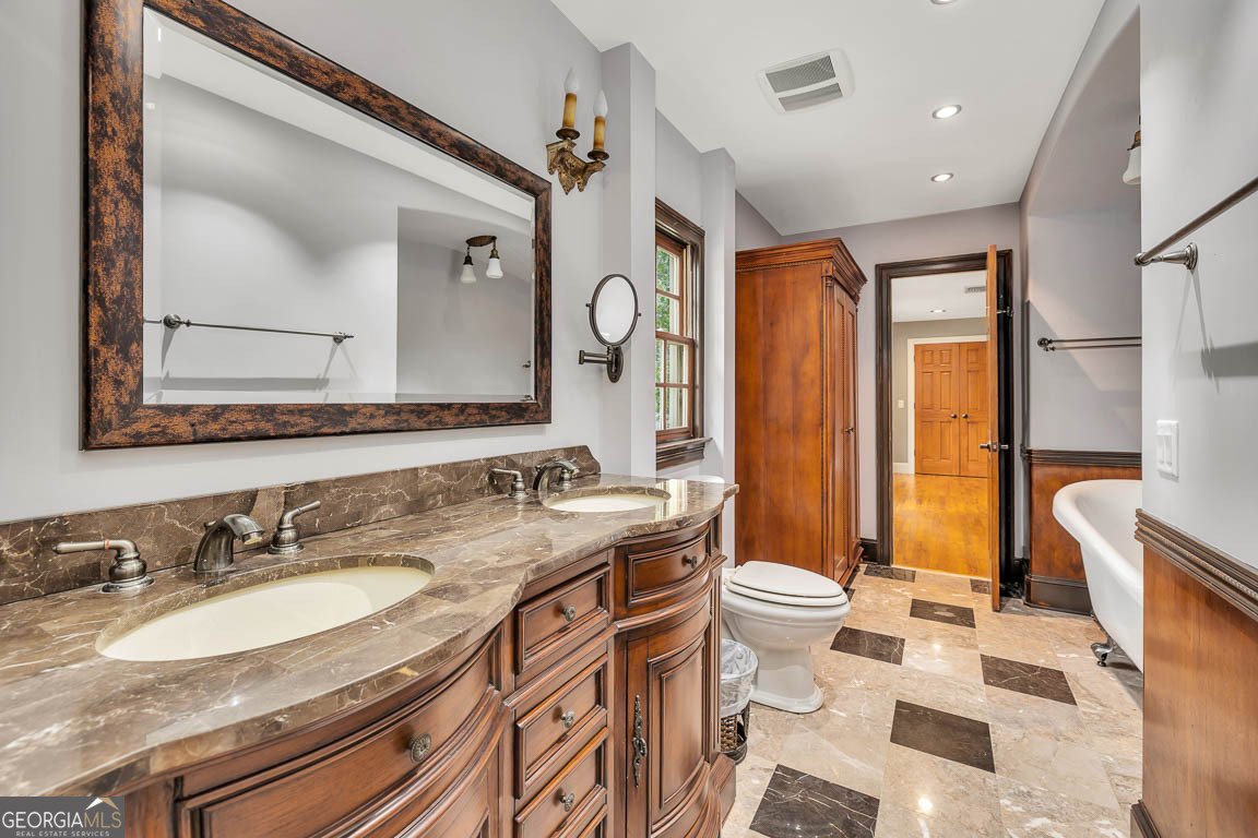 210 Settlers Road St. Simons - 41