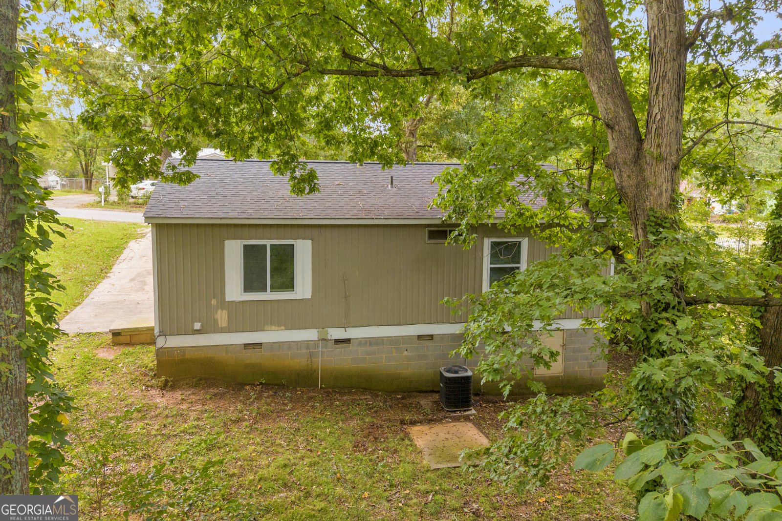303 Martin Circle Athens - 24