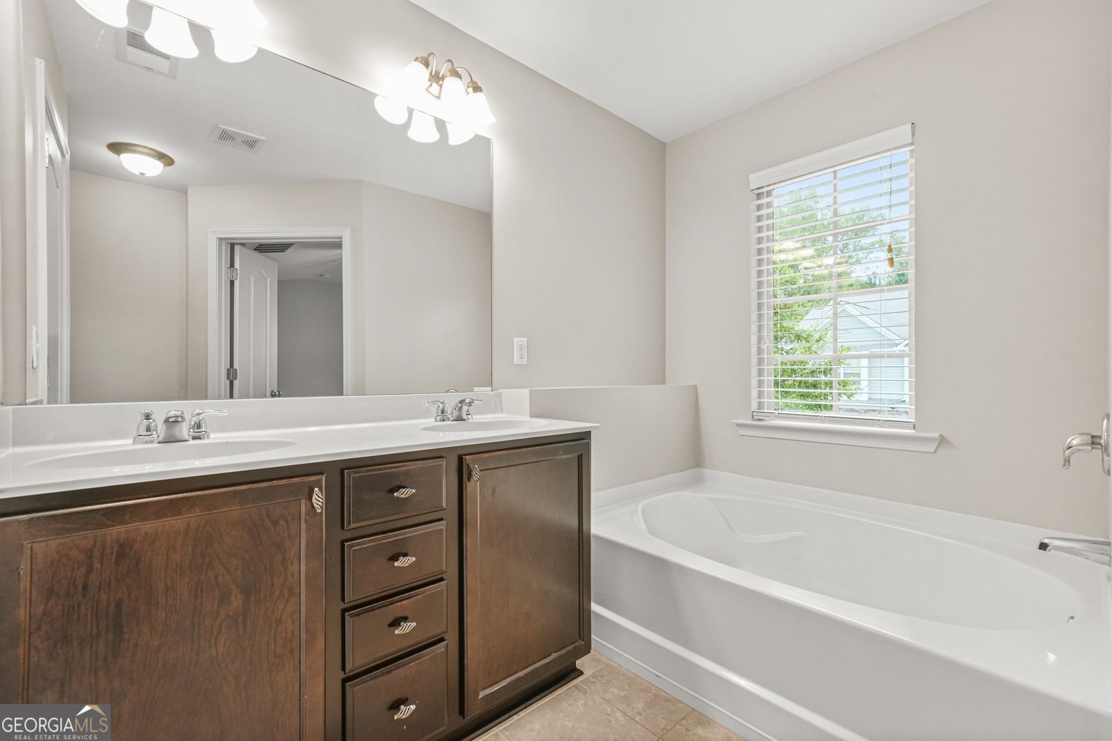 4000 Princeton Lakes Pass Atlanta - 28