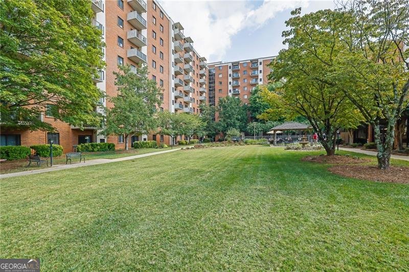 300 Johnson Ferry Road Atlanta - 16