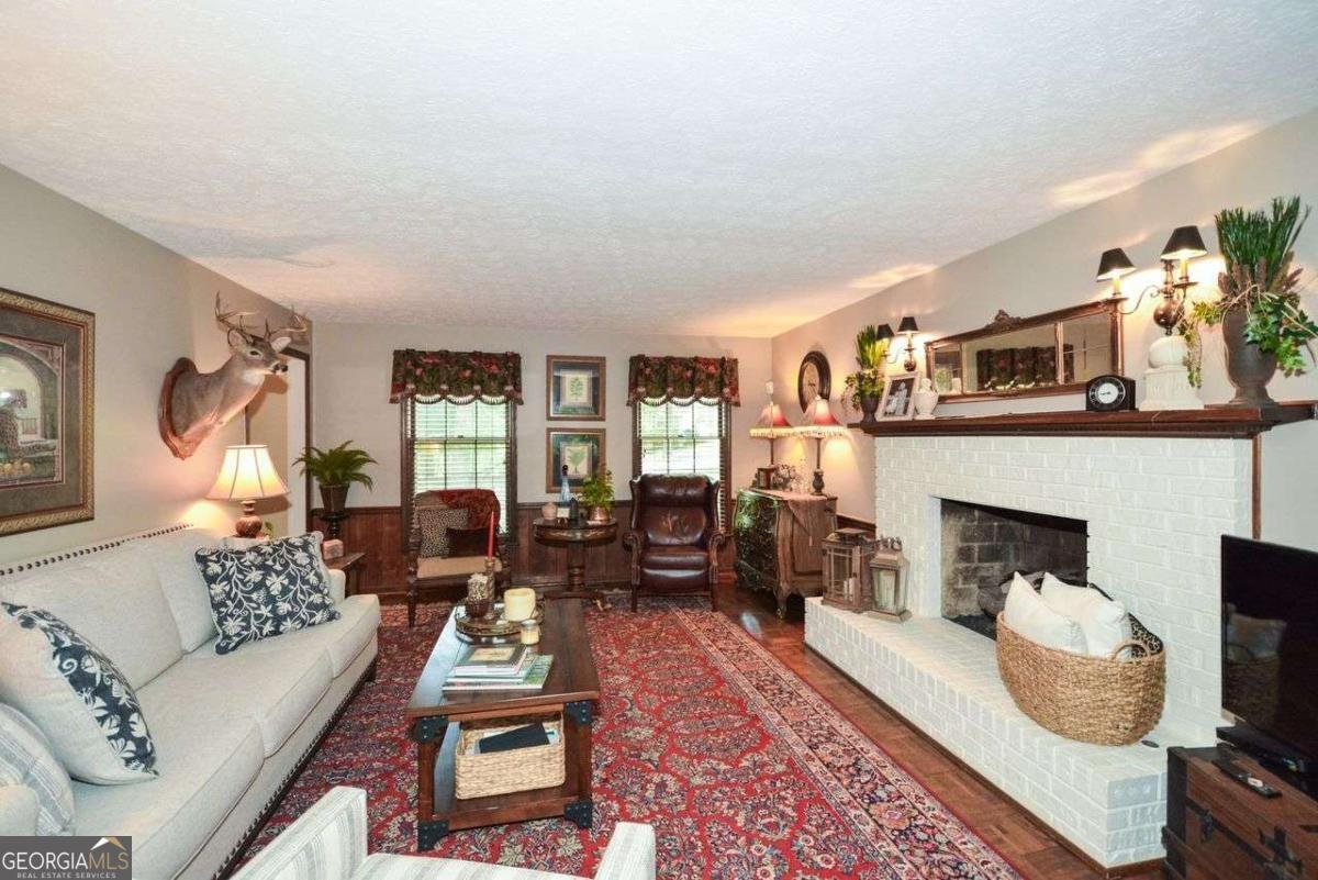6235 Cornelia Drive Douglasville - 21