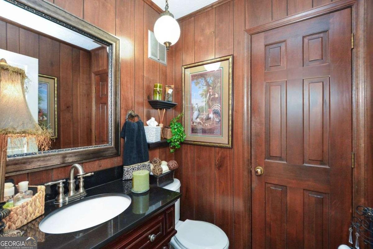 6235 Cornelia Drive Douglasville - 6