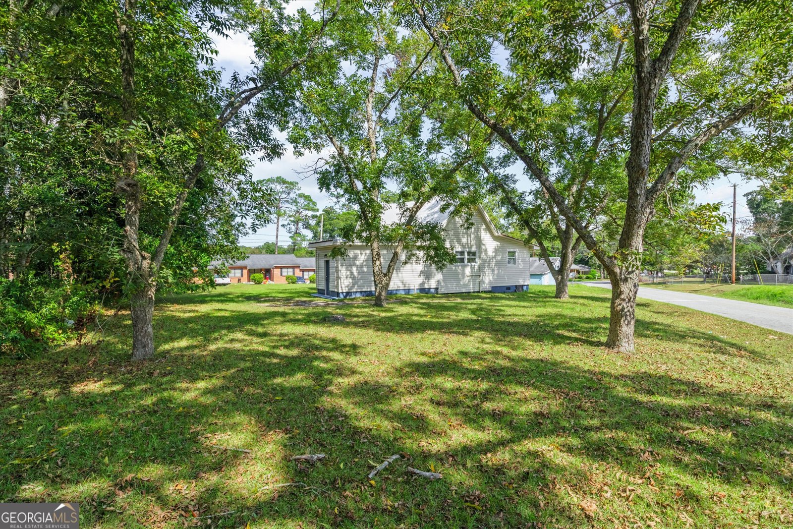 375 Baggs Avenue Pelham - 26