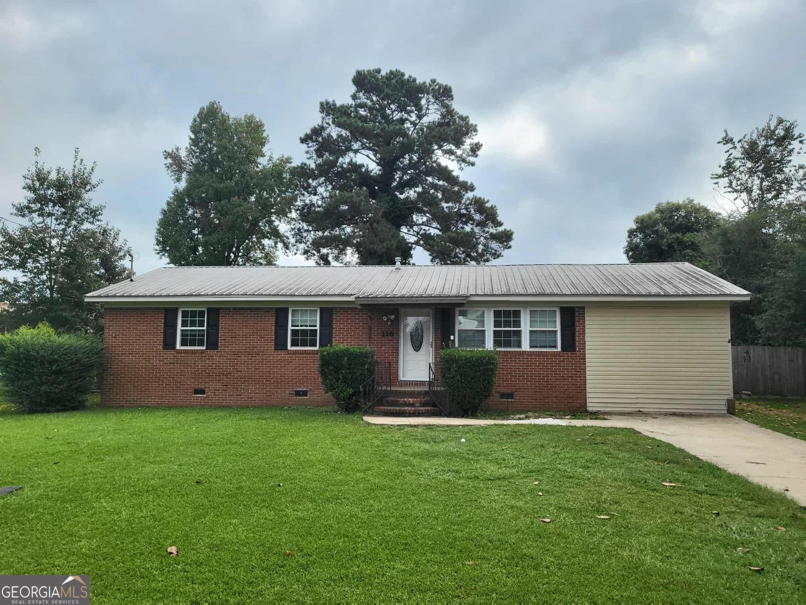 116 Lake Drive Warner Robins - 1