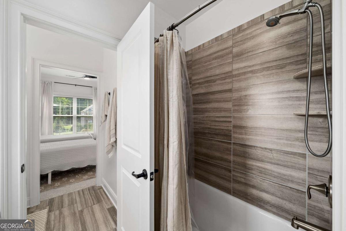 2930 Manorview Lane Milton - 3