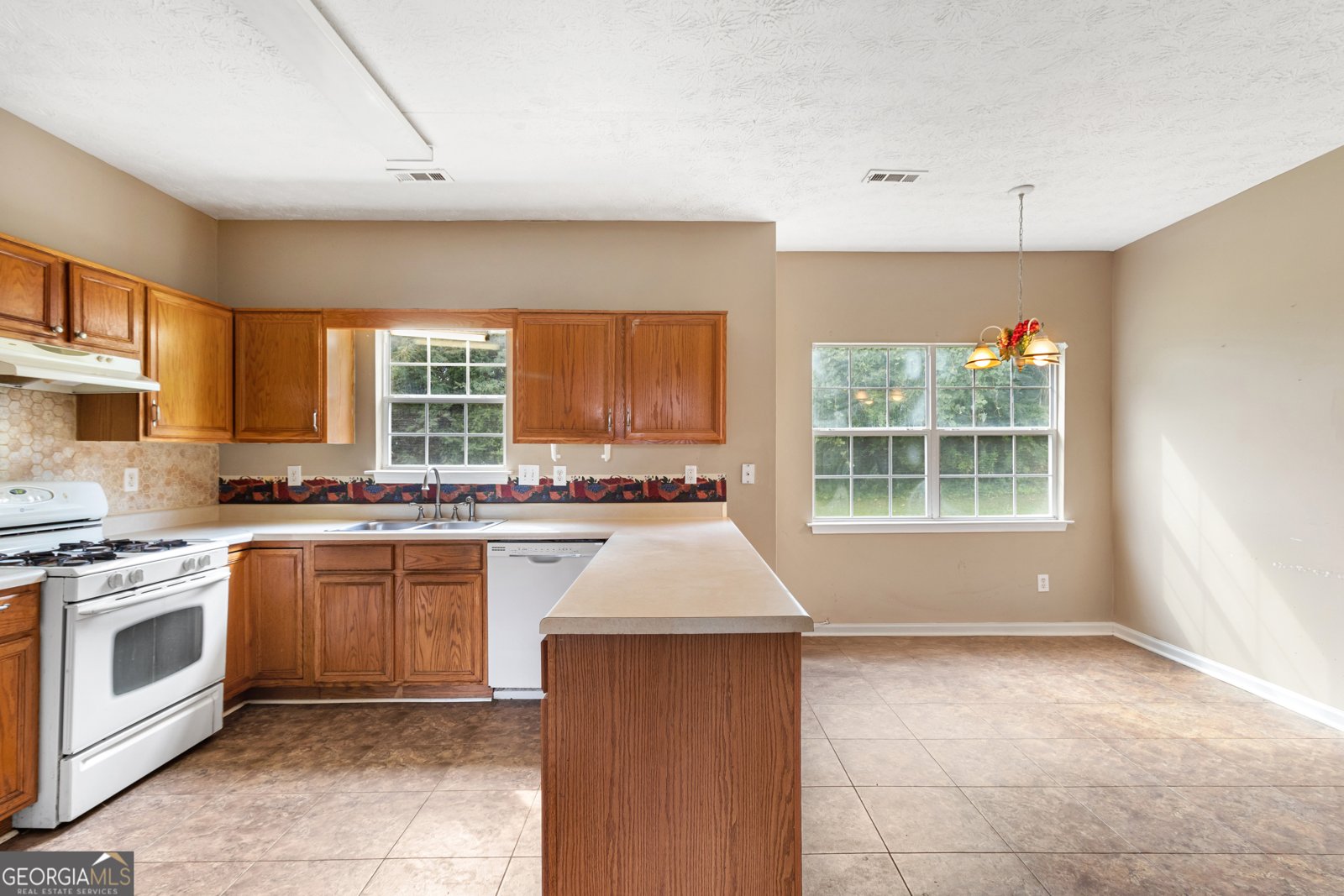 8529 GLENDEVON Riverdale - 11