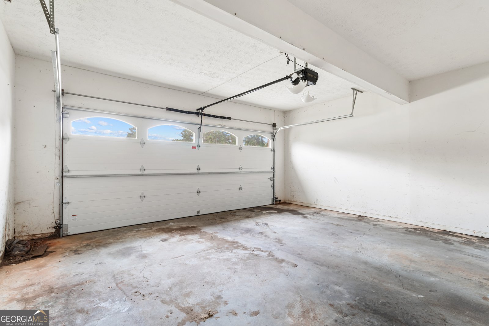 8529 GLENDEVON Riverdale - 32